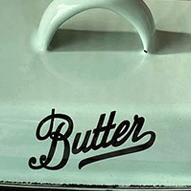 lake-blue-nostalgic-American-enamel-lidded-pastry-tray-close-up-0609