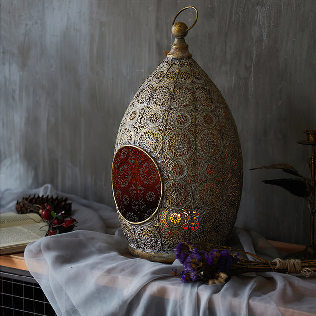 lantern-shaped-candle-holder-details