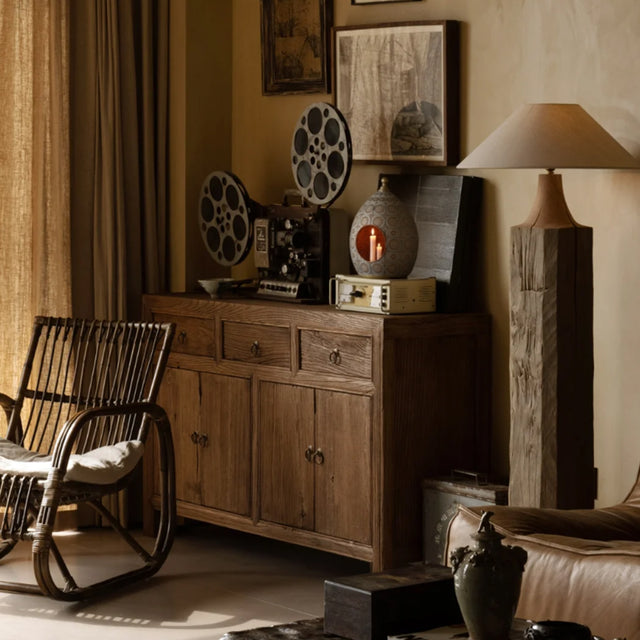 lantern-shaped-candle-holder-scene