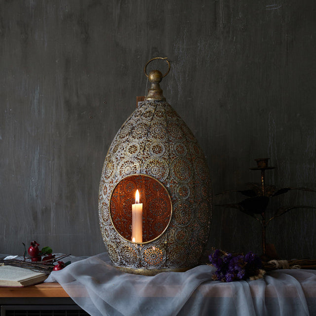 lantern-shaped-candle-holder