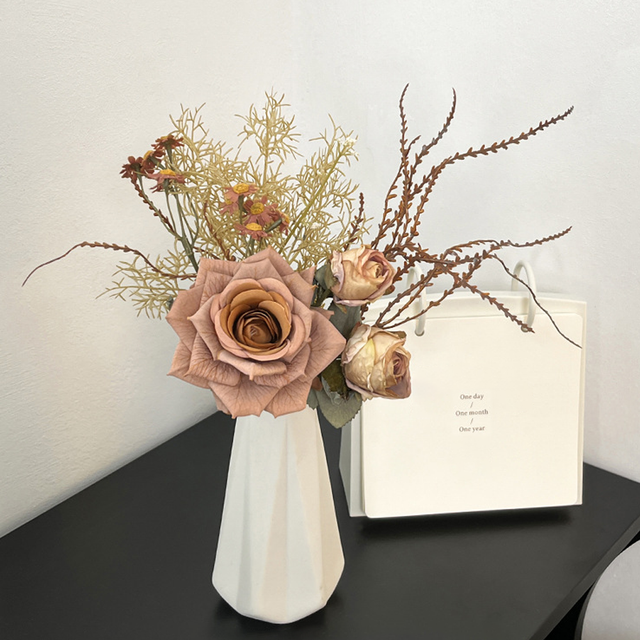 living-room-artificial-flowers