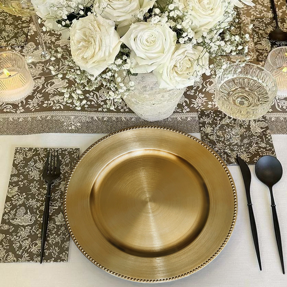 luxury gold round decorative tray on the dining table