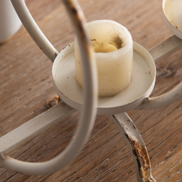 metal ring candelabra details