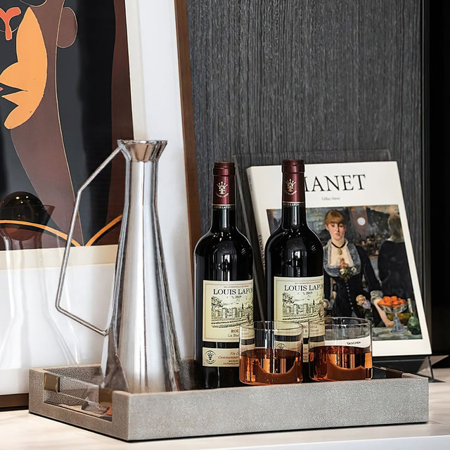 minimalist-style-plated-glass-cold-water-wine-bottle-scene-07042