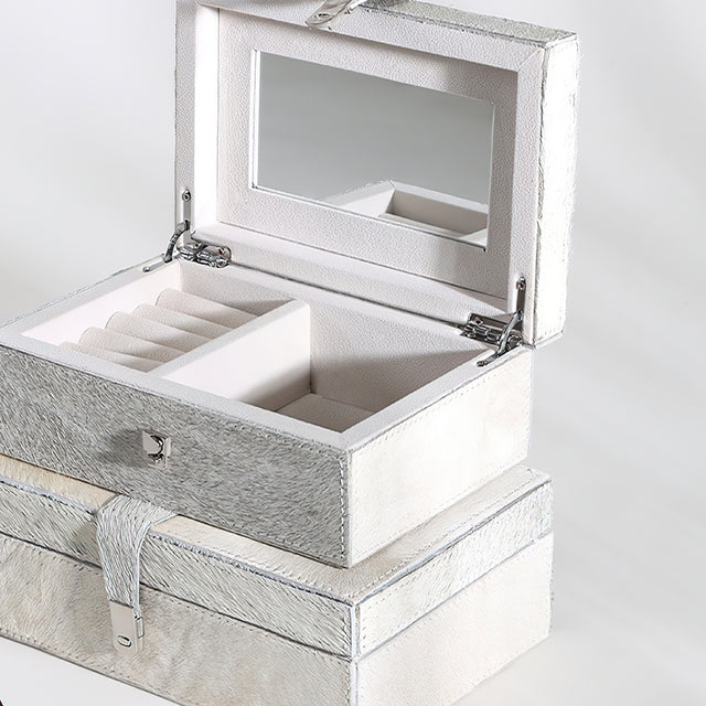 modern minimalist horsehair white leather decorative storage box details