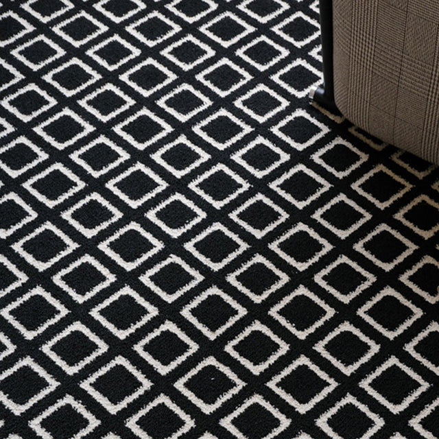 modern rhombus black and white rug details