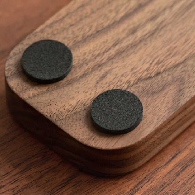 one-way-valve-coffee-bean-dispenser-bottle-set-of-4-close-up-07031