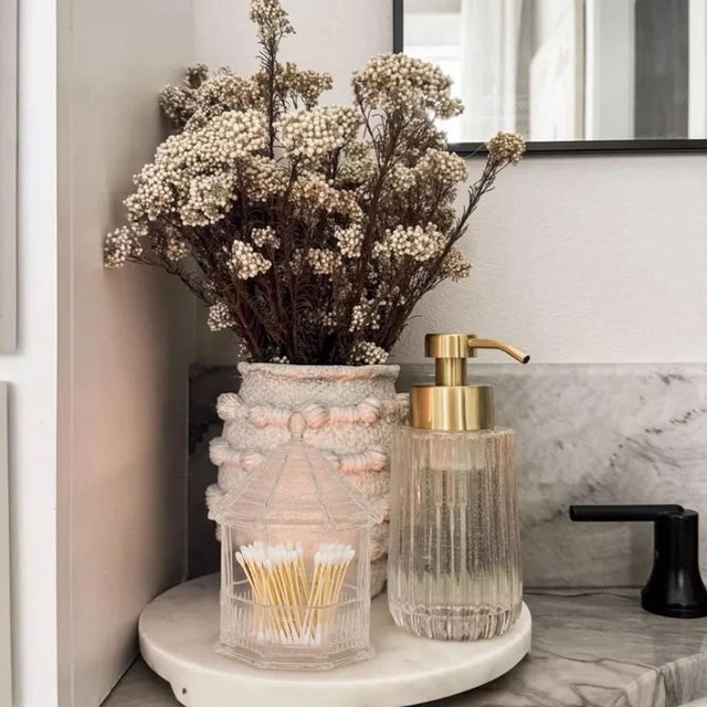 pagoda-shaped-glass-storage-jar-scene-071704