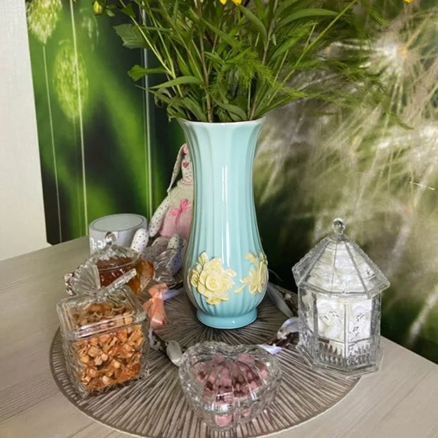 pagoda-shaped-glass-storage-jar-scene-071705