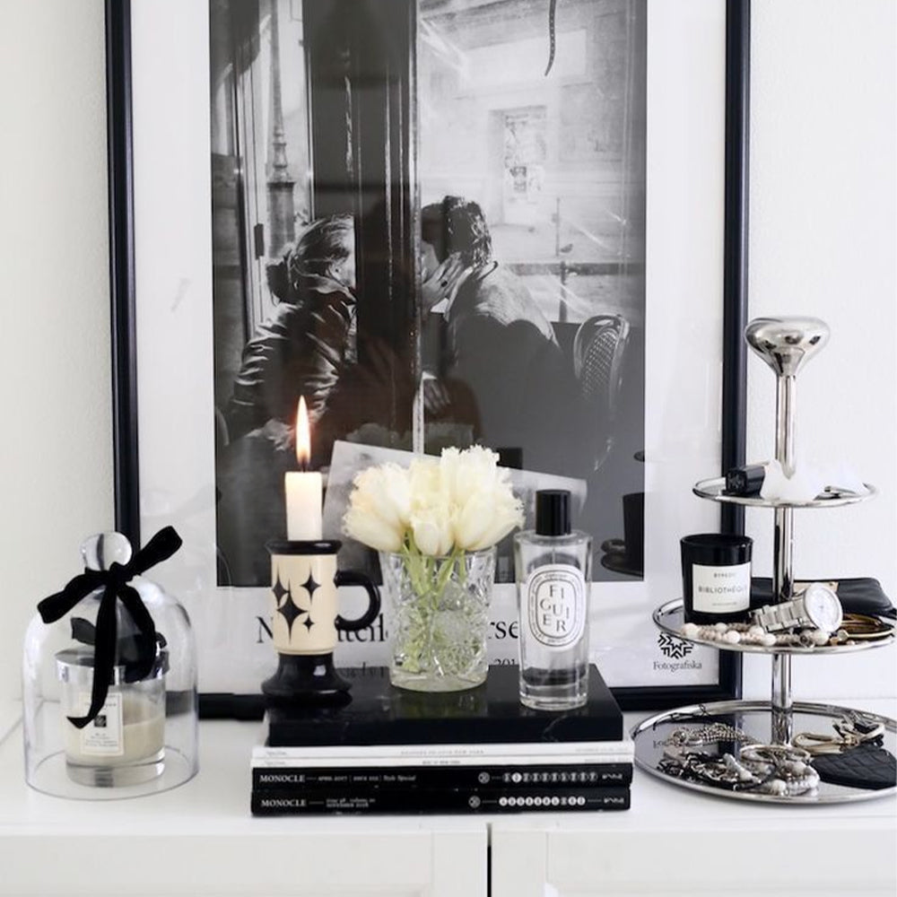 premium vintage style ceramic candle in the bedroom