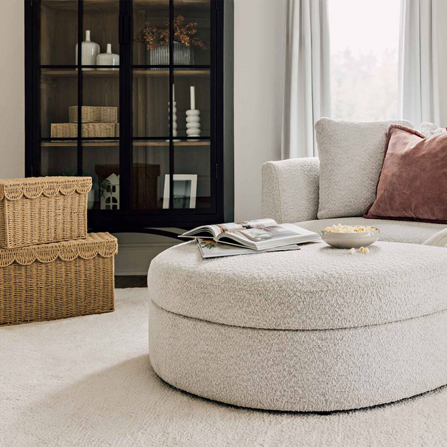 rattan weave storage basket with lid on the floor