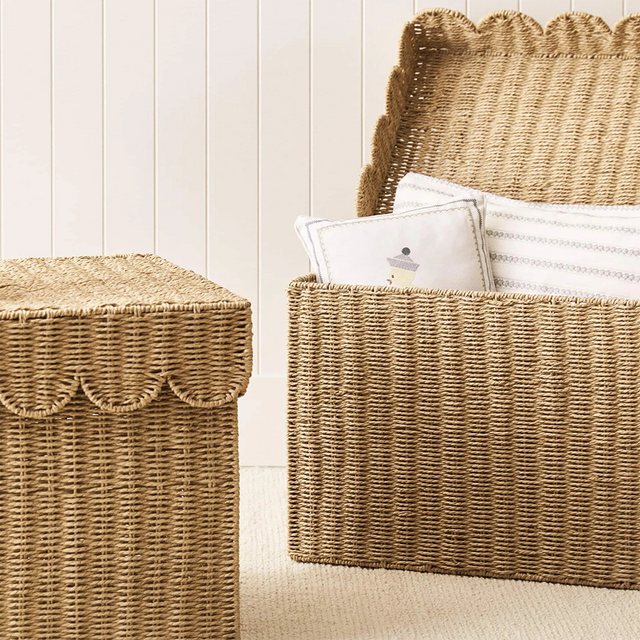 rattan weave storage basket with lid storing pillow