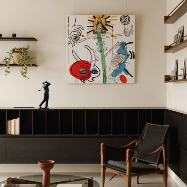 resin golfer decorative ornament details