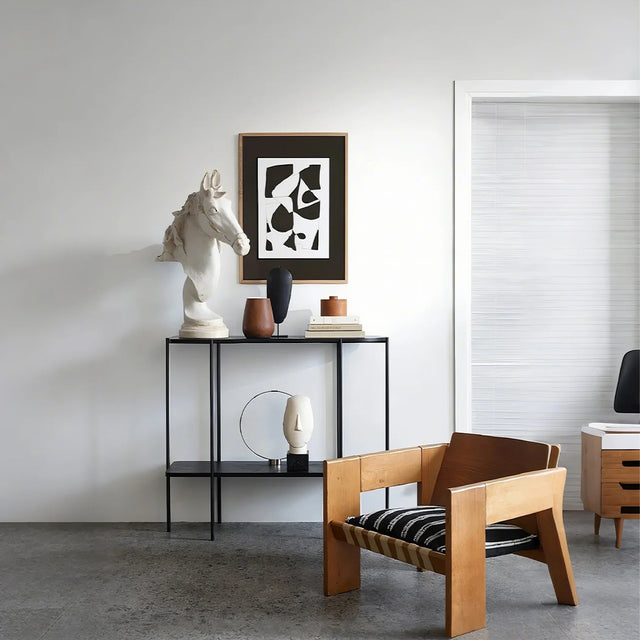 resin-horse-head-ornament-scene