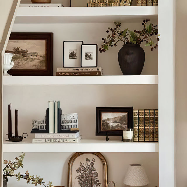 roman arena triumphal arch resin bookends size on the cabinet