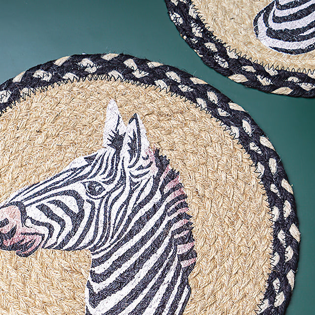 round jute woven zebra table coaster details