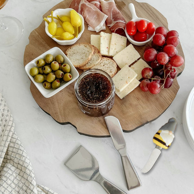 stainless-steel-butter-knife-scene-0612