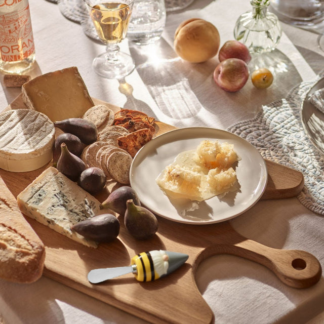 stainless-steel-butter-knife-scene-06123