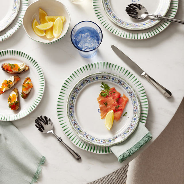 stainless-steel-shell-shaped-spoon-scene-070502