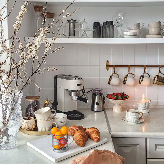 storage basket hold food