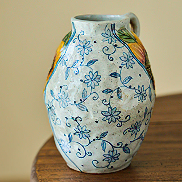 sunflower themed ceramic vase details