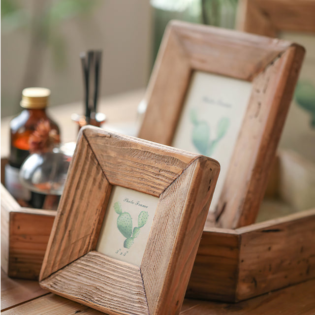 vintage solid wood decorative picture frame details