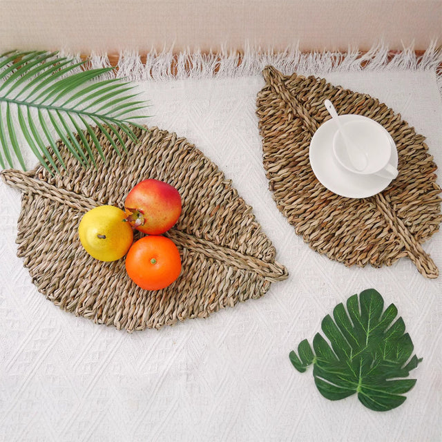 vintage-straw-weave-leaf-design-placemat-scene-0704