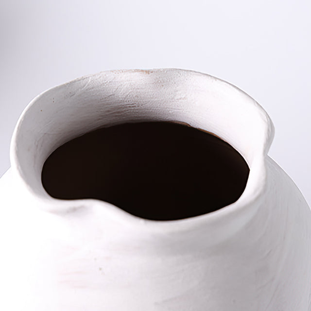 wabi-sabi-ceramic-artistic-dry-flower-vase-close-up-06112