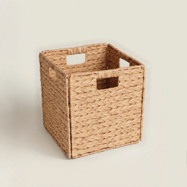 water-hyacinth-woven-storage-basket-product-072502