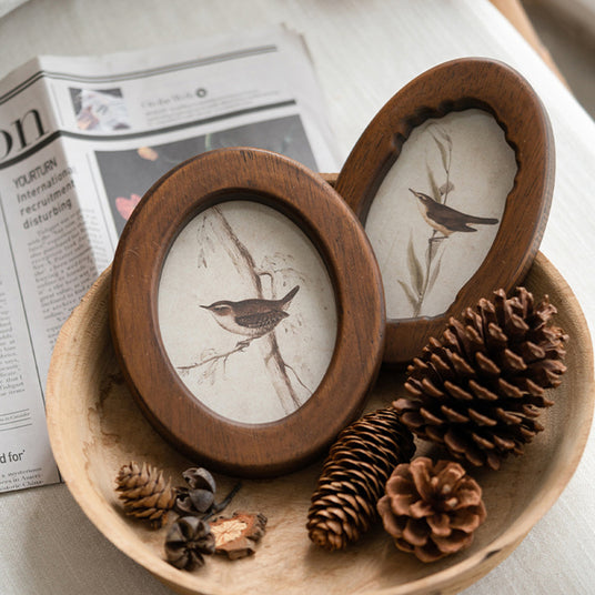 wooden bird themed picture frame details
