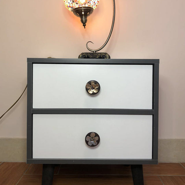 wooden-electroplated-handle-with-floral-pattern-scene-07114