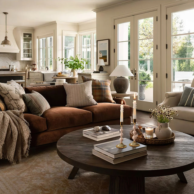 wooden roman column decorative candlestick in the living room