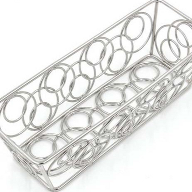 wrought-iron-fruit-vegetable-storage-basket-close-up-06132