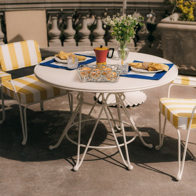 wrought-iron-fruit-vegetable-storage-basket-scene-06131