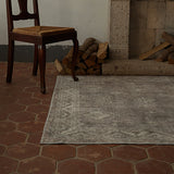 American-vintage-area-rug-close-up-0610