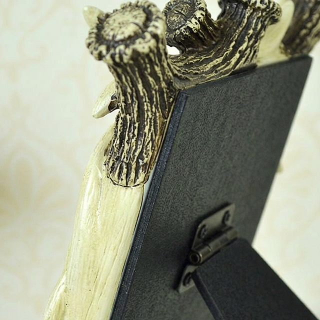 Rustic Antler Picture Frame, Resin Deer Antler Photo Frame, Freestanding Farmhouse Decor for Tabletop Display – for Cabin, Living Room, Office, Shelf or Mantel
