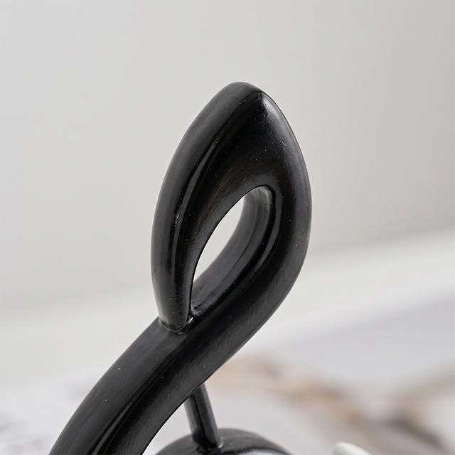 Treble Clef Music Sculpture, 7.4" High-Gloss Black Resin Figurine with Piano Keys, Art Deco Decor for Home, Office & Piano Room