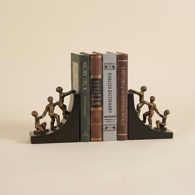 Climbing Figures Bookend Set of 2 – Bronze-Tone Resin Sculpture Bookends for Bookcase, Office Shelf & Home Library Decor