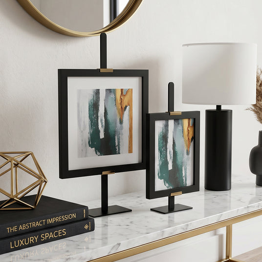 Dual frames on marbletable-top

