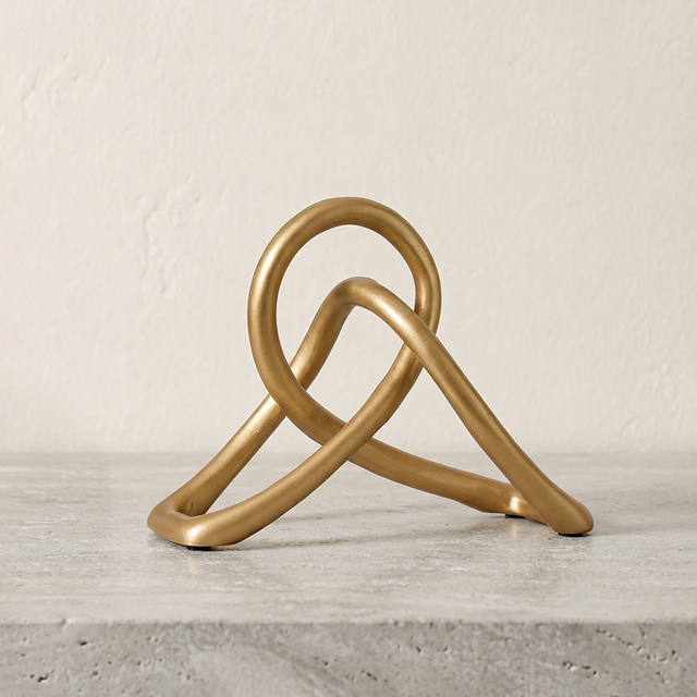 Gold Abstract Knot Statue – Modern Minimalist Tabletop Art Décor, Resin Sculpture for Shelf, Coffee Table & Console | Unique Housewarming Gift, 7.1" Wide