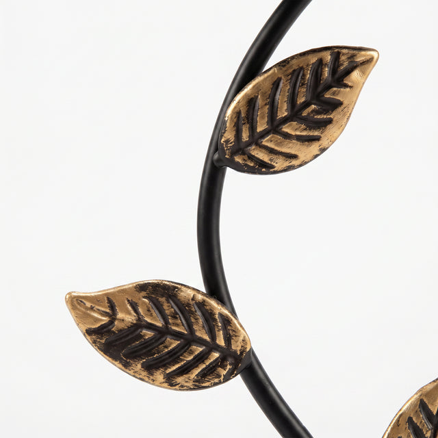 Gold Leaf And Vine Joint Close Up