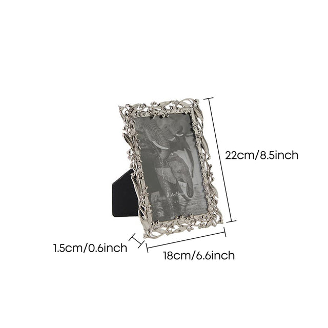 Silver Lily of the Valley Metal Picture Frame – 4"×6" Zinc Alloy Botanical Relief Frame with Glass, Easel Stand for Desk, Shelf or Dresser