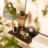 Minimalist Leather Catch All Tray Nordic Retro Valet Dish for Keys Jewelry Watch Storage On The Black Placemat 090929