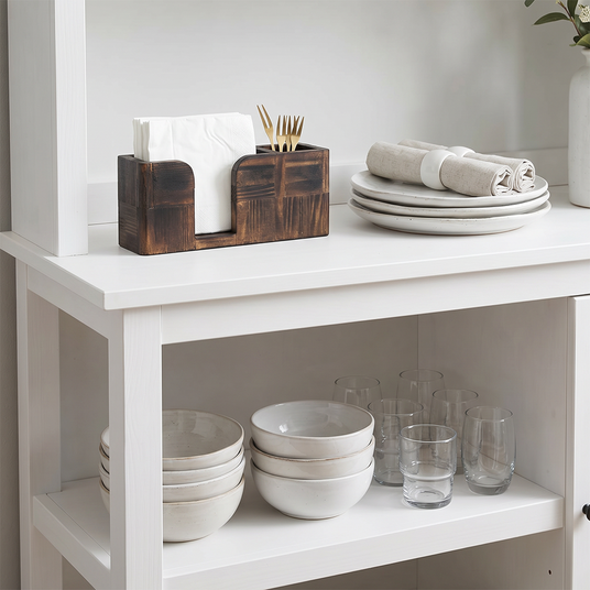 Napkinorganizer on white storage shelf
