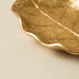 Side view textured gilded leaf dish
