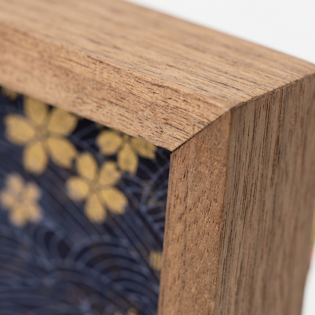 Solid Wood Frame Corner Detail