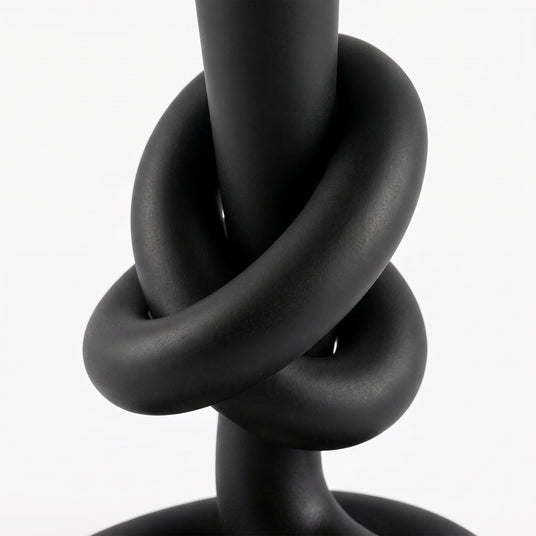 Twisted knot texture close shot
