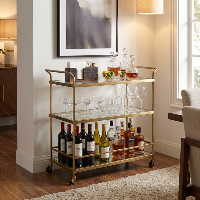 Wooden caddy displayed in dining room

