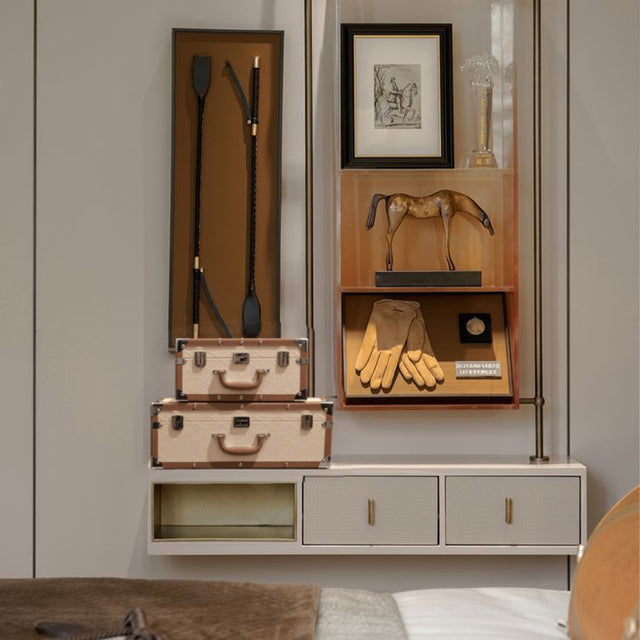 beige-leather-suitcase-set-of-2-scene-07042