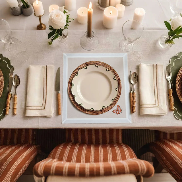 dinner napkin at table